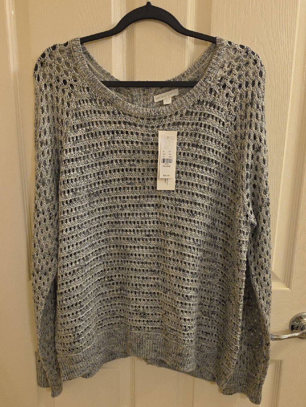 New York & Company Light Gray Open-Knit Scoop Neck Sweater